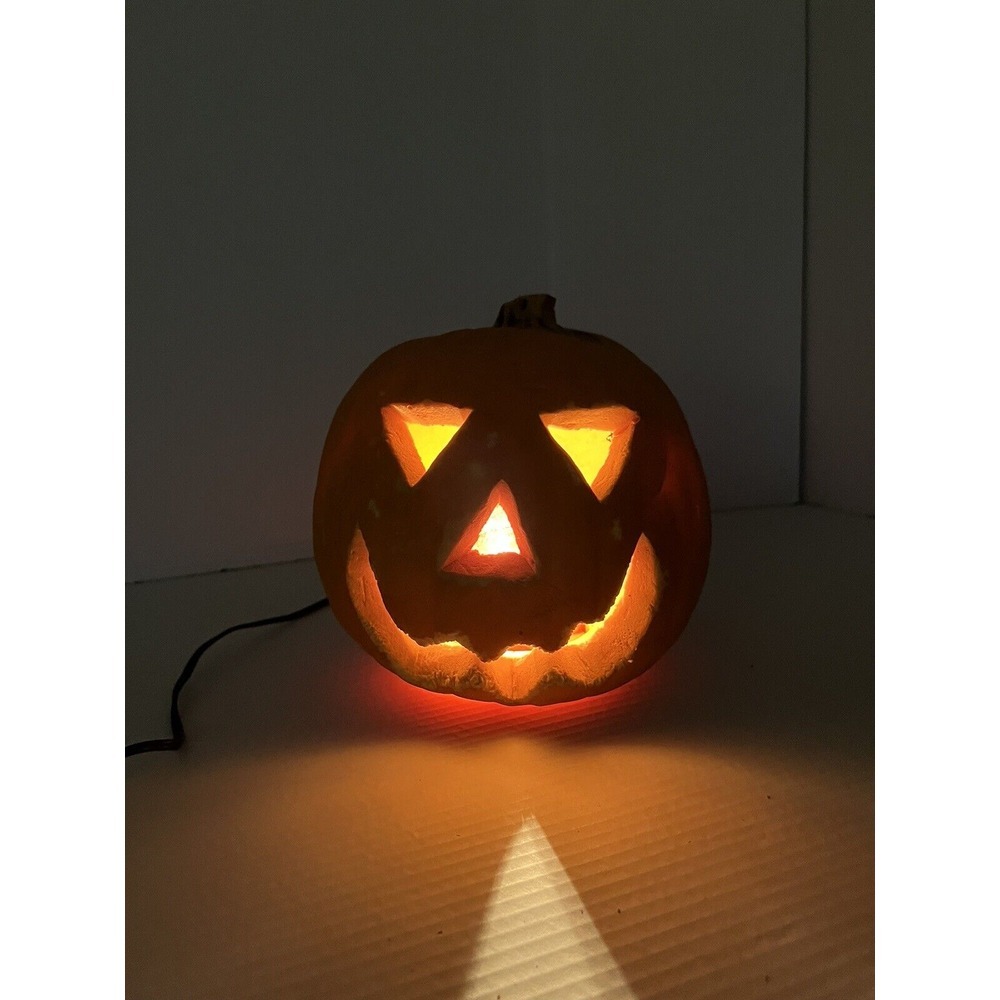 Vintage Light Up 9"Pumpkin Halloween Jack-O-Lantern-Indoor Use Only-Working